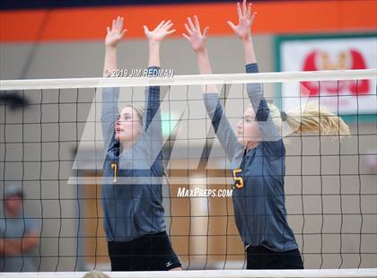Thumbnail 3 in Gatesville @ Glenn photogallery.