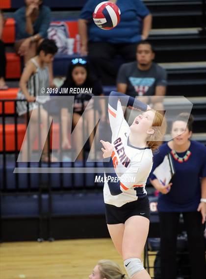Thumbnail 2 in Gatesville @ Glenn photogallery.