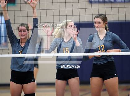 Thumbnail 2 in Gatesville @ Glenn photogallery.