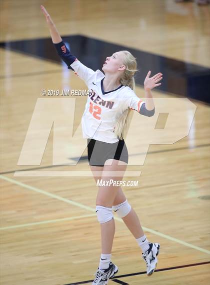 Thumbnail 1 in Gatesville @ Glenn photogallery.