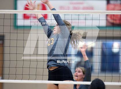 Thumbnail 3 in Gatesville @ Glenn photogallery.