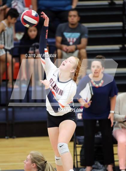 Thumbnail 3 in Gatesville @ Glenn photogallery.