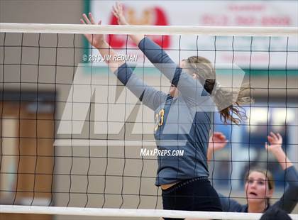 Thumbnail 1 in Gatesville @ Glenn photogallery.
