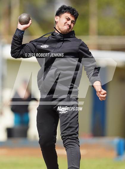 Thumbnail 1 in Kalani Invitational photogallery.