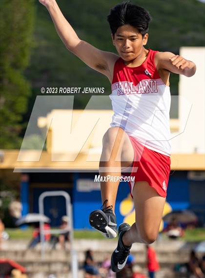 Thumbnail 2 in Kalani Invitational photogallery.