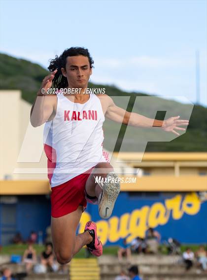 Thumbnail 2 in Kalani Invitational photogallery.