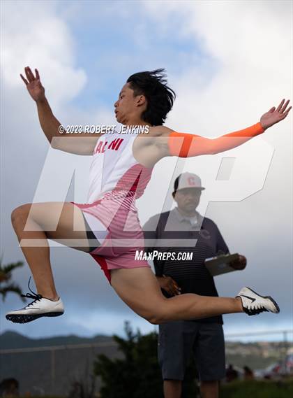Thumbnail 3 in Kalani Invitational photogallery.