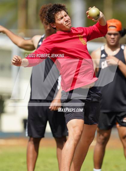 Thumbnail 2 in Kalani Invitational photogallery.