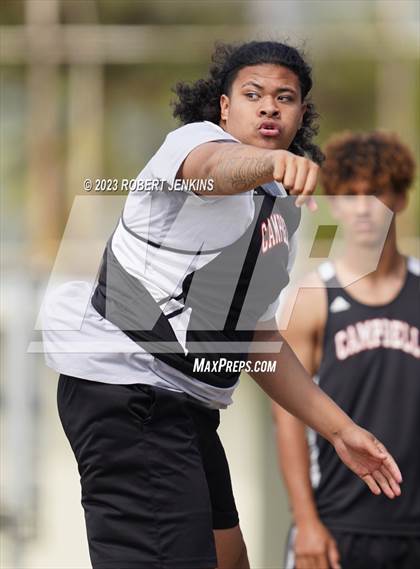 Thumbnail 2 in Kalani Invitational photogallery.