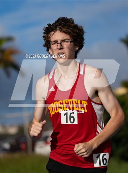 Thumbnail 2 in Kalani Invitational photogallery.