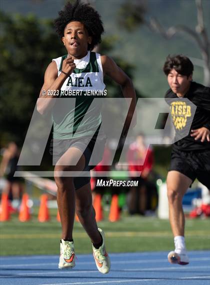 Thumbnail 2 in Kalani Invitational photogallery.