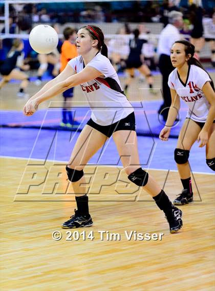 Thumbnail 2 in Idalia vs. McClave (CHSAA 1A Playoff) photogallery.