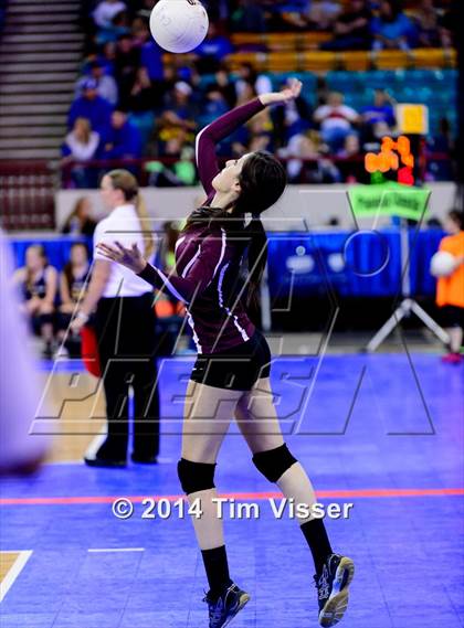Thumbnail 3 in Idalia vs. McClave (CHSAA 1A Playoff) photogallery.
