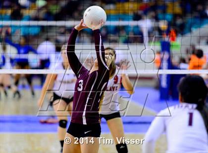 Thumbnail 2 in Idalia vs. McClave (CHSAA 1A Playoff) photogallery.