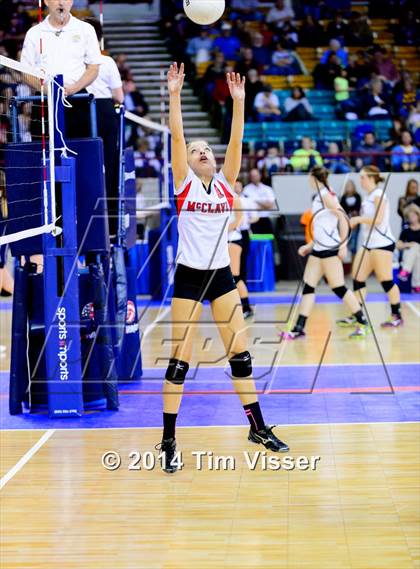 Thumbnail 2 in Idalia vs. McClave (CHSAA 1A Playoff) photogallery.