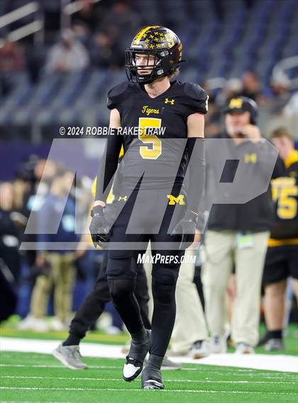 Thumbnail 3 in Columbus @ Malakoff (UIL 3A Division I Football Final) photogallery.