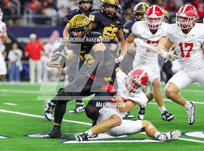 Thumbnail 3 in Columbus @ Malakoff (UIL 3A Division I Football Final) photogallery.