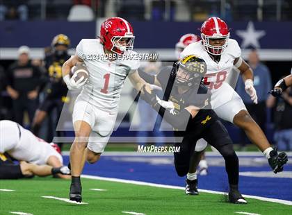 Thumbnail 1 in Columbus @ Malakoff (UIL 3A Division I Football Final) photogallery.