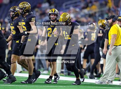 Thumbnail 1 in Columbus @ Malakoff (UIL 3A Division I Football Final) photogallery.