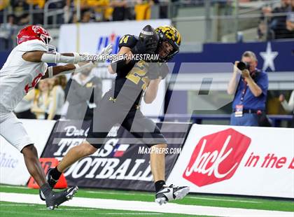 Thumbnail 1 in Columbus @ Malakoff (UIL 3A Division I Football Final) photogallery.