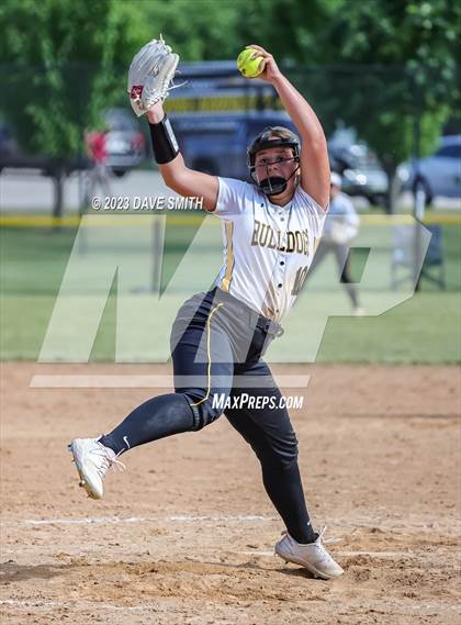 Thumbnail 3 in Central Lee vs Bettendorf (Rick Doran Classic) photogallery.