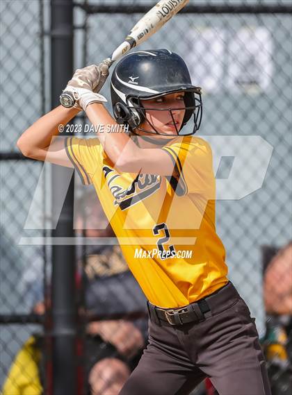 Thumbnail 1 in Central Lee vs Bettendorf (Rick Doran Classic) photogallery.