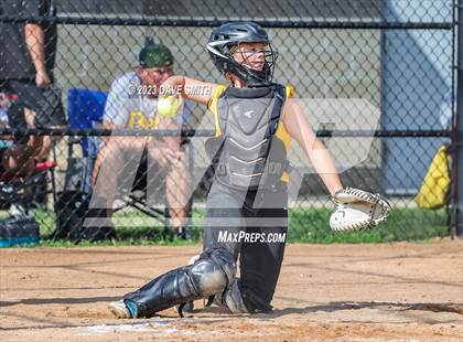 Thumbnail 3 in Central Lee vs Bettendorf (Rick Doran Classic) photogallery.