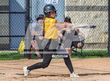 Thumbnail 3 in Central Lee vs Bettendorf (Rick Doran Classic) photogallery.