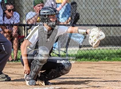 Thumbnail 1 in Central Lee vs Bettendorf (Rick Doran Classic) photogallery.