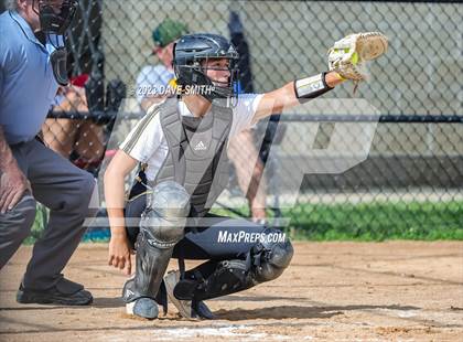 Thumbnail 2 in Central Lee vs Bettendorf (Rick Doran Classic) photogallery.