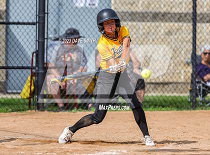 Thumbnail 2 in Central Lee vs Bettendorf (Rick Doran Classic) photogallery.