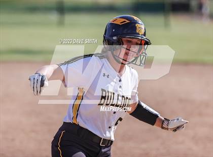 Thumbnail 2 in Central Lee vs Bettendorf (Rick Doran Classic) photogallery.