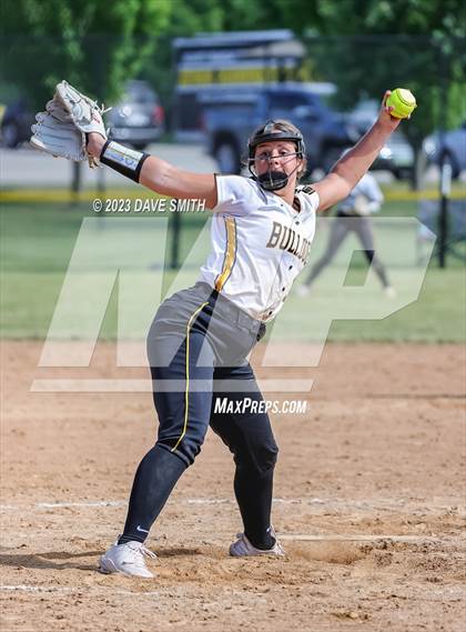 Thumbnail 3 in Central Lee vs Bettendorf (Rick Doran Classic) photogallery.