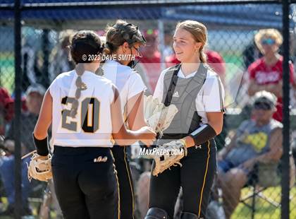 Thumbnail 1 in Central Lee vs Bettendorf (Rick Doran Classic) photogallery.