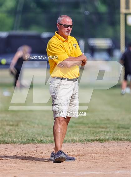 Thumbnail 1 in Central Lee vs Bettendorf (Rick Doran Classic) photogallery.