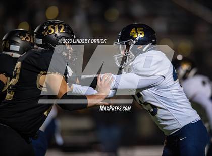 Thumbnail 3 in Lake Creek vs. Crockett (UIL Football 5A Division 2 Region III Area) photogallery.