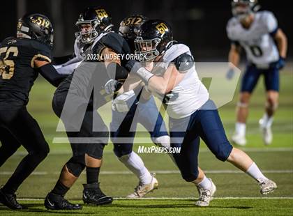 Thumbnail 3 in Lake Creek vs. Crockett (UIL Football 5A Division 2 Region III Area) photogallery.