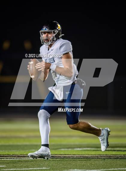 Thumbnail 1 in Lake Creek vs. Crockett (UIL Football 5A Division 2 Region III Area) photogallery.