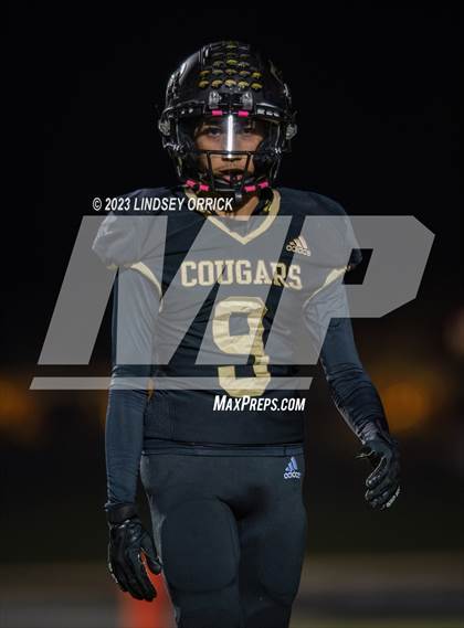 Thumbnail 2 in Lake Creek vs. Crockett (UIL Football 5A Division 2 Region III Area) photogallery.