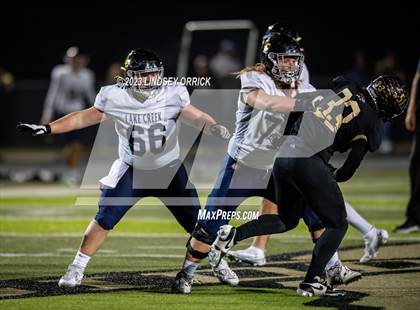 Thumbnail 3 in Lake Creek vs. Crockett (UIL Football 5A Division 2 Region III Area) photogallery.