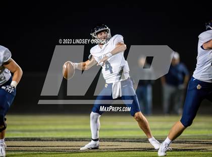 Thumbnail 2 in Lake Creek vs. Crockett (UIL Football 5A Division 2 Region III Area) photogallery.
