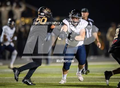 Thumbnail 2 in Lake Creek vs. Crockett (UIL Football 5A Division 2 Region III Area) photogallery.
