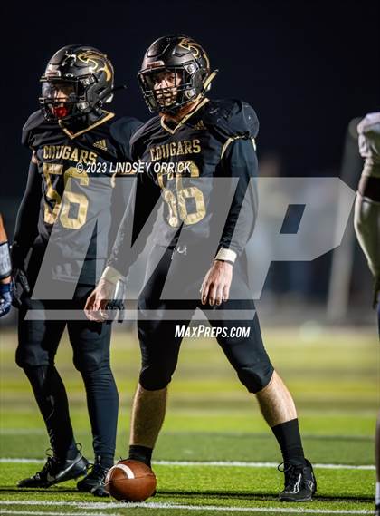 Thumbnail 2 in Lake Creek vs. Crockett (UIL Football 5A Division 2 Region III Area) photogallery.