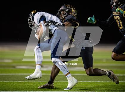 Thumbnail 3 in Lake Creek vs. Crockett (UIL Football 5A Division 2 Region III Area) photogallery.