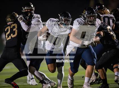 Thumbnail 3 in Lake Creek vs. Crockett (UIL Football 5A Division 2 Region III Area) photogallery.