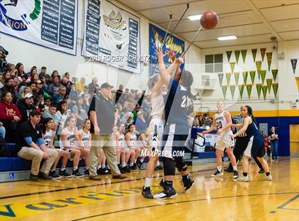 Thumbnail 1 in Del Norte vs. Urban (CIF D4 Second Round) photogallery.