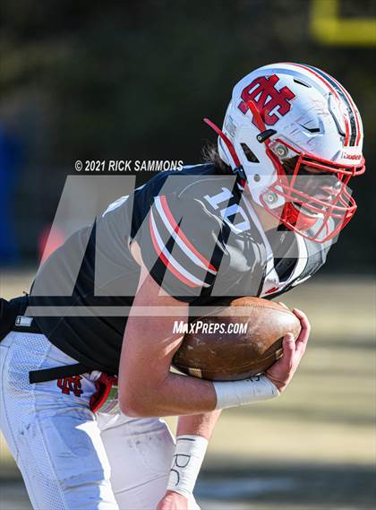Thumbnail 3 in Nansemond-Suffolk Academy @ North Cross (VISAA Division II Semifinal) photogallery.