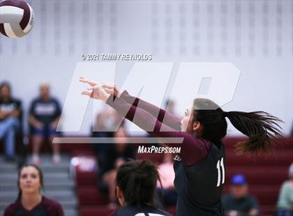Thumbnail 3 in Perrin-Whitt vs Poolville photogallery.