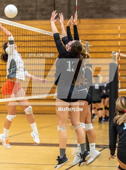 Thumbnail 2 in Atascadero vs. Buena photogallery.