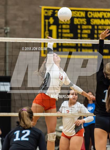 Thumbnail 2 in Atascadero vs. Buena photogallery.